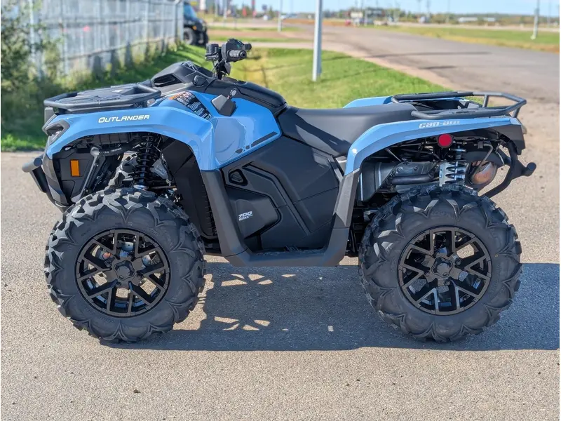 2025 Can-Am Outlander XT 700