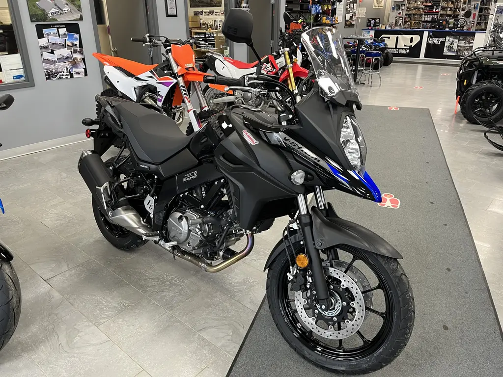 Suzuki V-STROM 650 2025