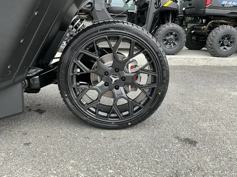 2025 Slingshot SL - Manuel