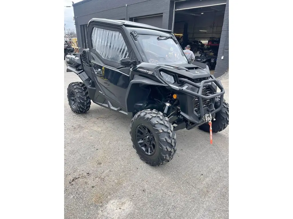 2023 Can-Am Commander XT 1000