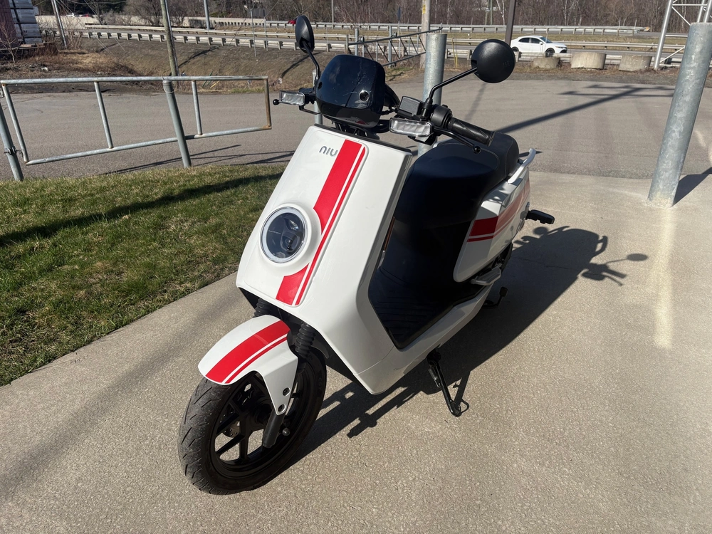 2022 Niu Nqi Gts Electrique alt