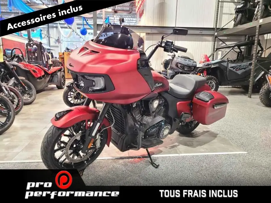 2024 Indian Motorcycle Challenger Dark Horse with PowerBand Audio Package 