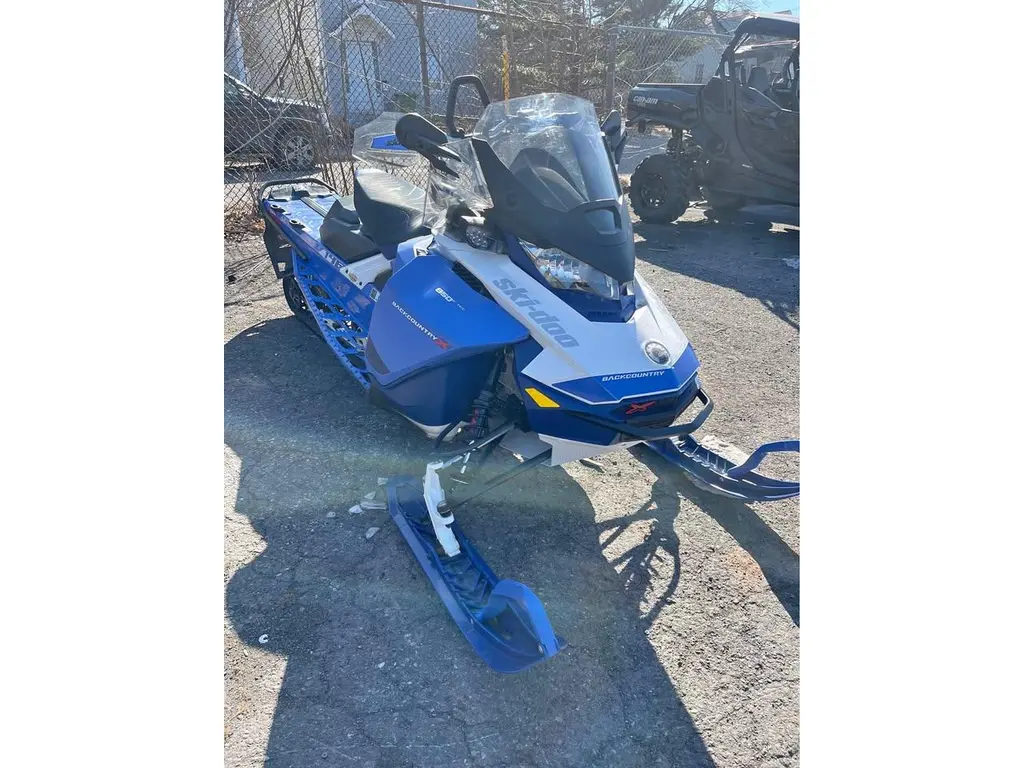 2021 Ski-Doo Backcountry X 850 
