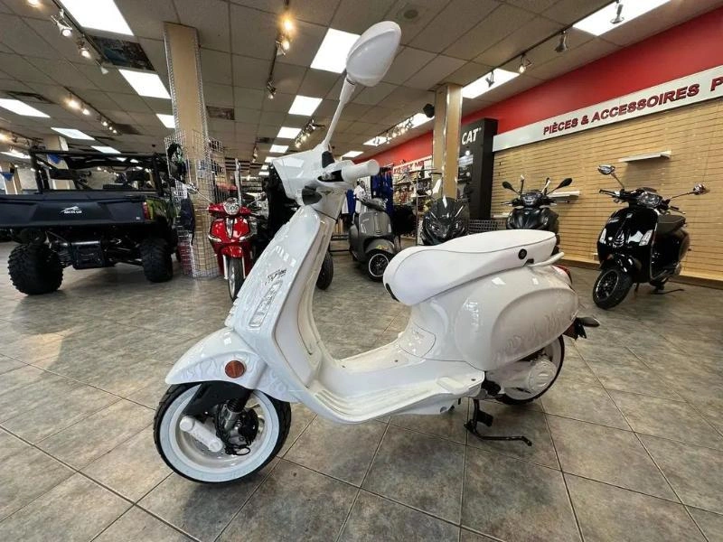 Vespa Sprint Sport 50 Justin Bieber 2023 alt