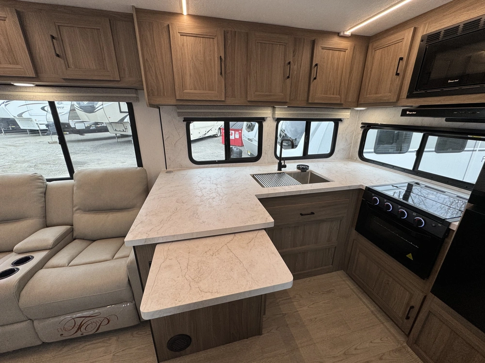 Coachmen Freedom Ultra Lite 274rks 2025 alt