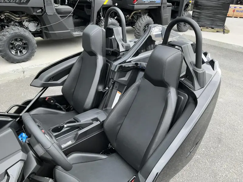 2025 Slingshot SL - Manuel