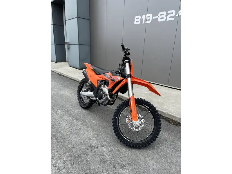 2025 KTM 250 SX-F thumbnail 2