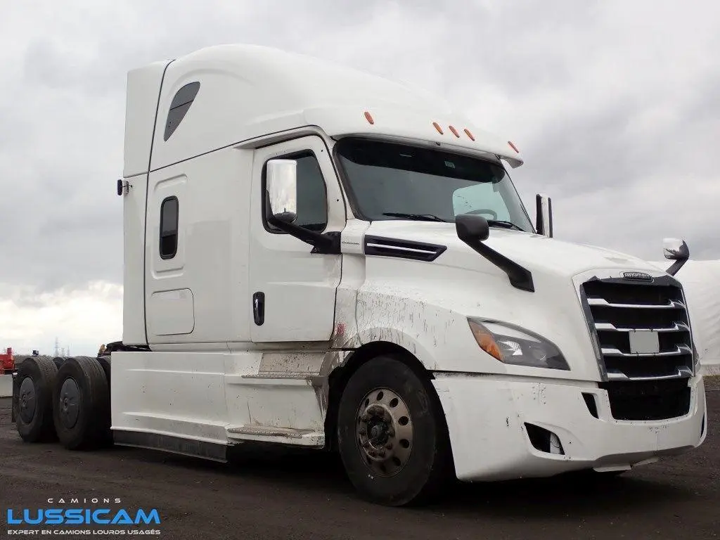 2023 Freightliner CASCADIA