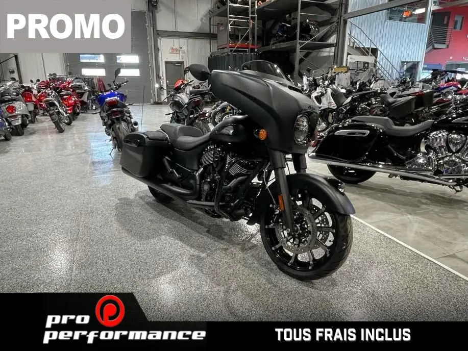 2024 Indian Motorcycle Chieftain Dark Horse with PowerBand Audio Package 