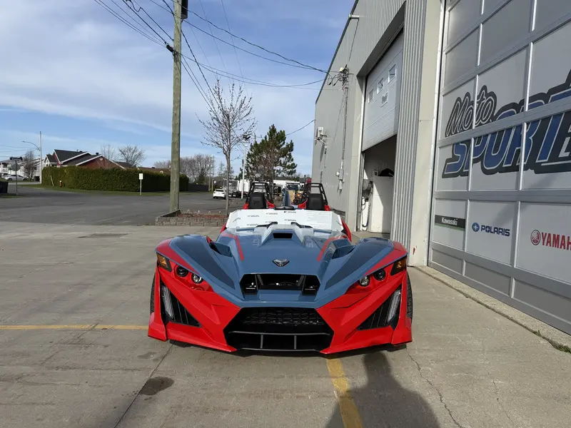 2025 SLINGSHOT Slingshot R Manuel
