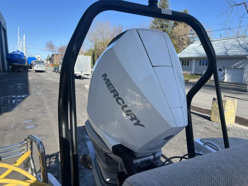 2025 Axopar 25 CROSS TOP