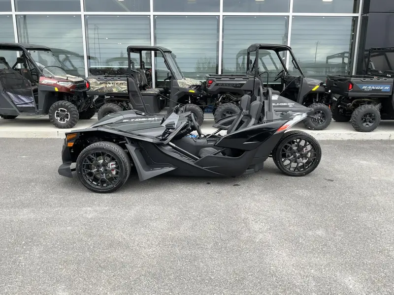 2025 Slingshot SL - Manuel