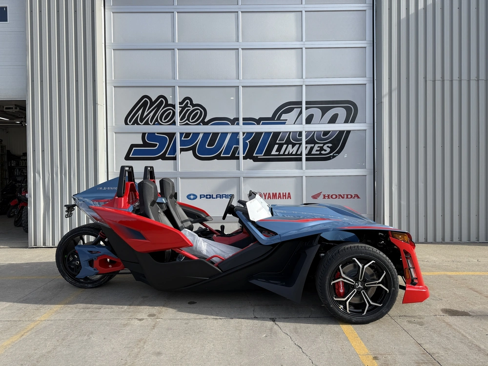 2025 Slingshot Slingshot R Manuel alt