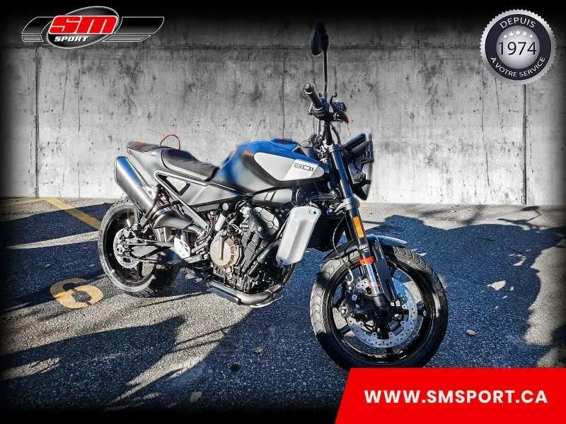 2024 Husqvarna Svartpilen 801
