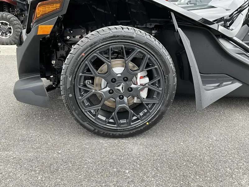 2025 Slingshot SL - Manuel