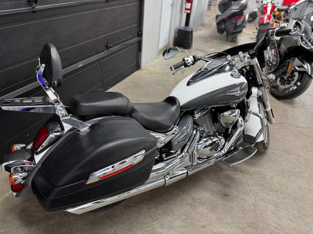 Suzuki Boulevard C90 T 2014 alt