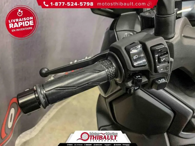 2025 Yamaha XMAX