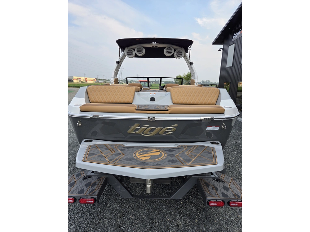 2025 Tigé Boats 2025 Tige 22rzx alt