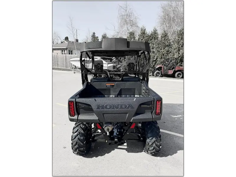2025 Honda Pioneer 700-2P DLX with Roof & Windshield *All-In-Pricing