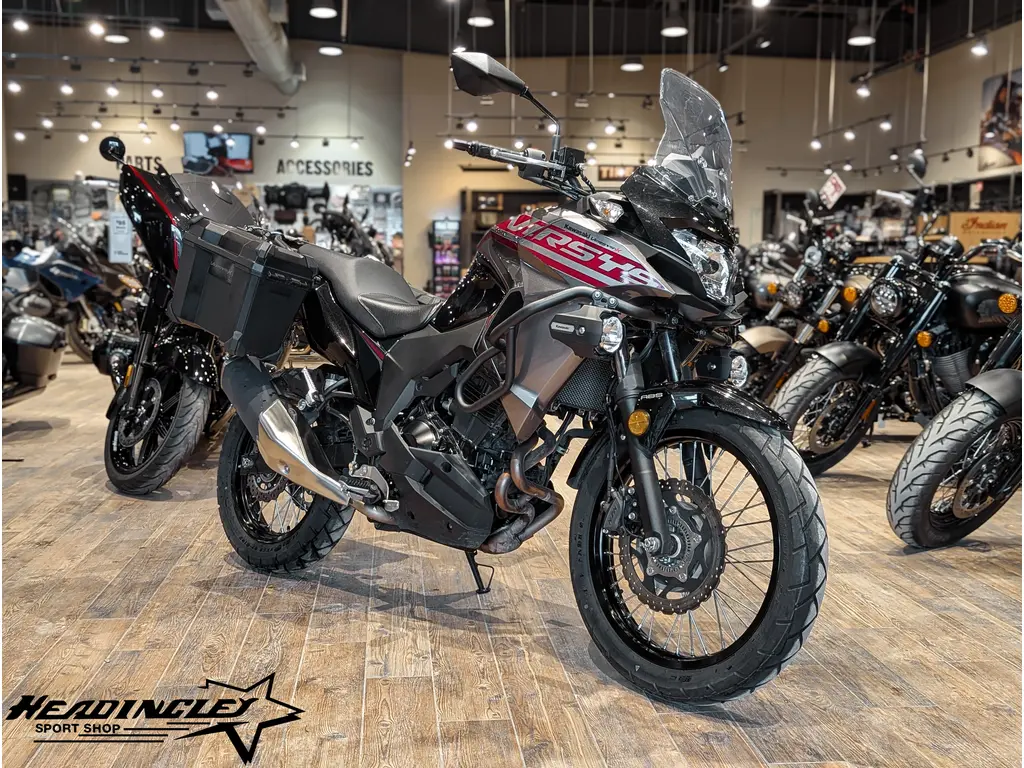 2021 Kawasaki Versys-X 300 // Metallic Graphite Gray/Metallic Spark Black