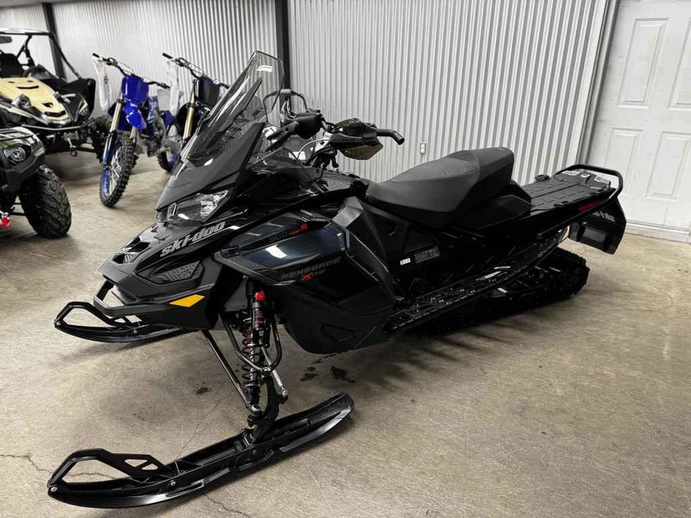 Ski-doo Renegade 900 Turbo R 2023 alt