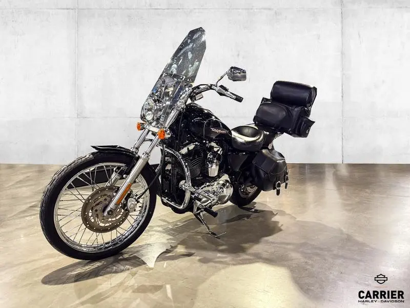 2006 Harley-Davidson Moto Harley-Davidson 1200 CUSTOM 2006