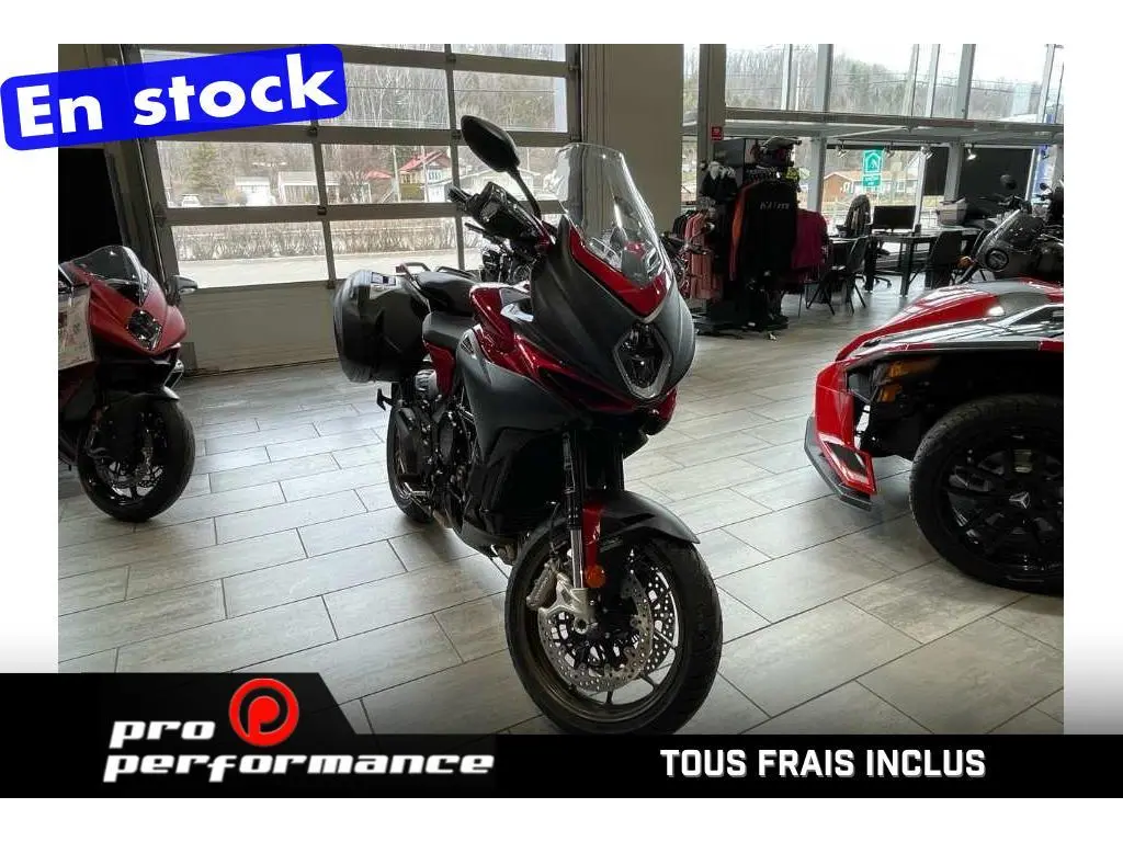 MV Agusta TURISMO VELOCE LUSSO SCS 2023