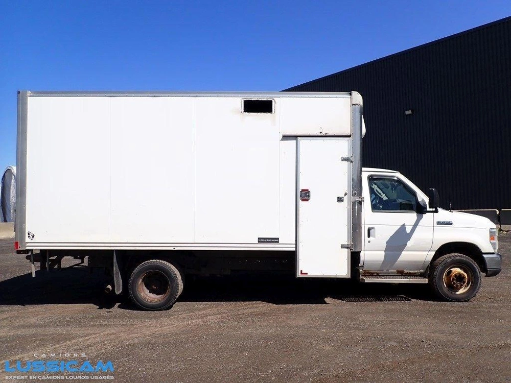 Ford E-450 2013