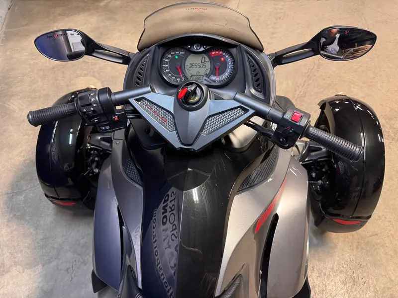 2011 Can-Am SPYDER RSS SE5 RS-S