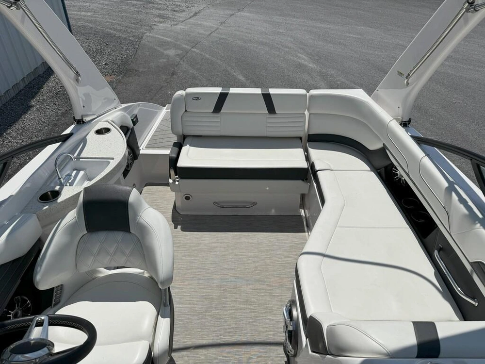 Regal 24 Fasdeck Rx 2018 alt