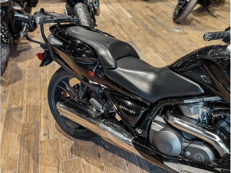 2009 Honda DN-01 // Black