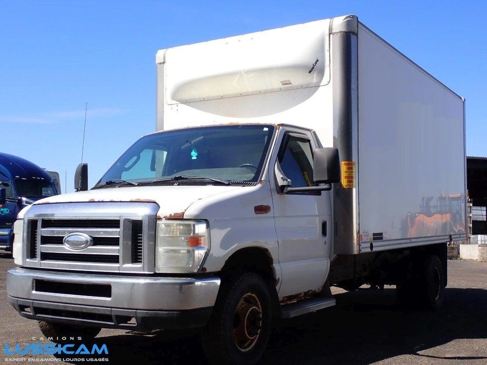 Ford E-450 2013