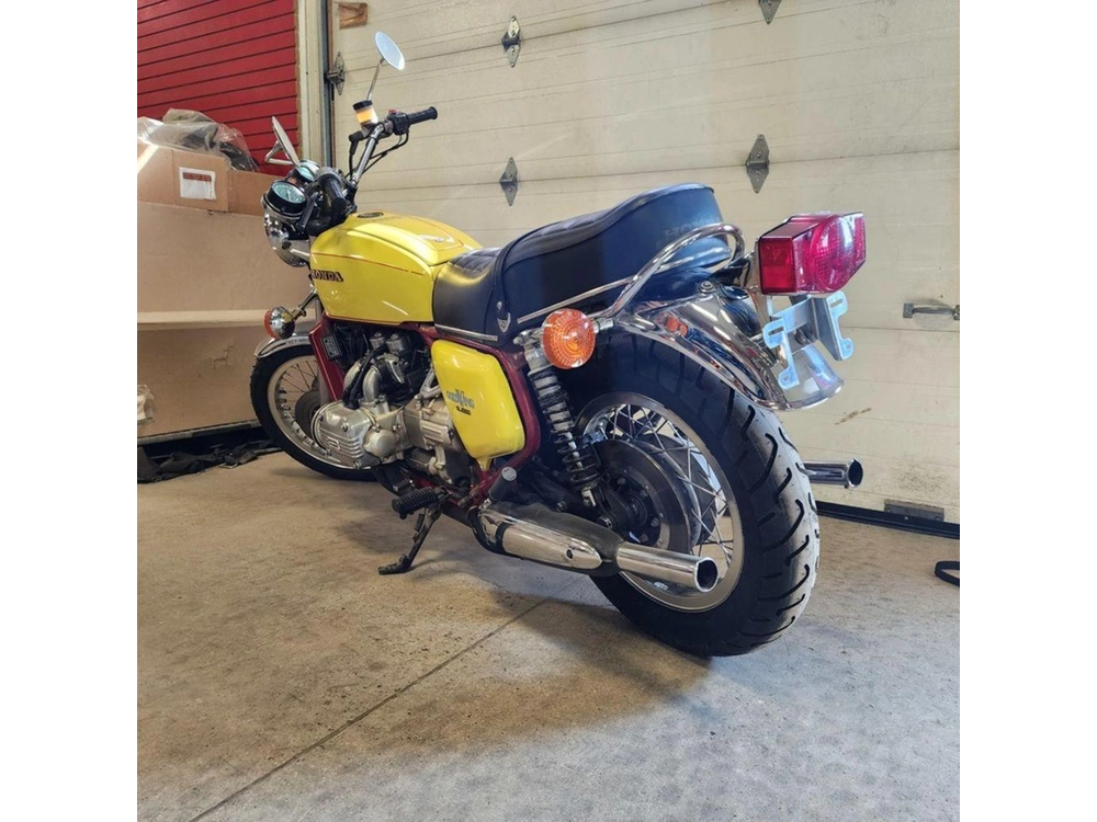 1976 Honda Goldwing alt