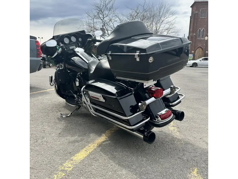 2010 Harley-Davidson ULTRA CLASSIC ELECTRA GLIDE FLHTCUI