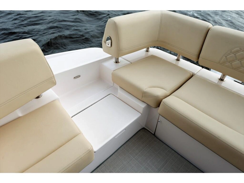 Regal 42 Fxo 2026 alt