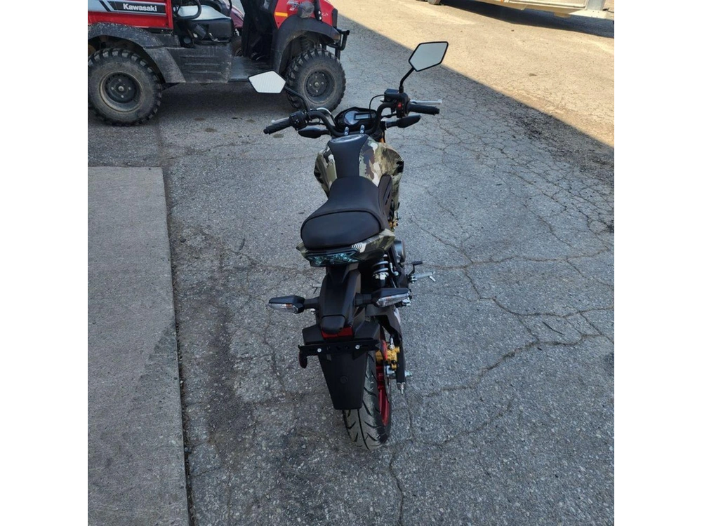 2025 Kawasaki Z125 Pro alt