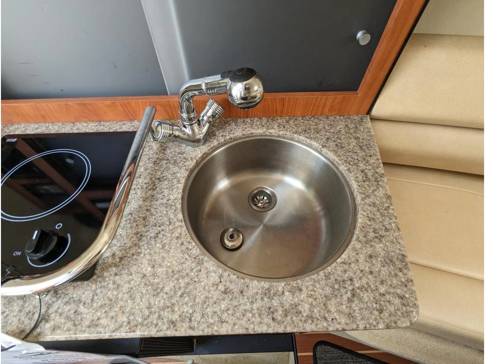 Monterey Boats 260 Scr 2013 alt