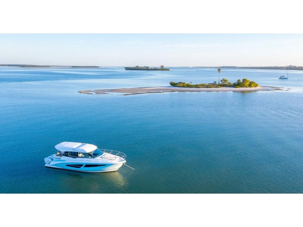 Regal 42 Xo 2026 alt