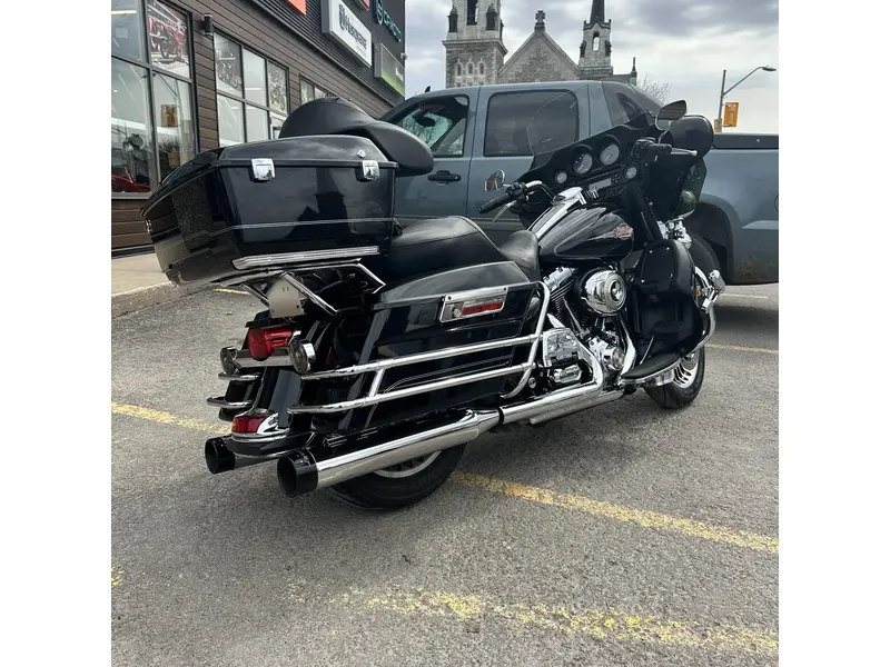 2010 Harley-Davidson ULTRA CLASSIC ELECTRA GLIDE FLHTCUI