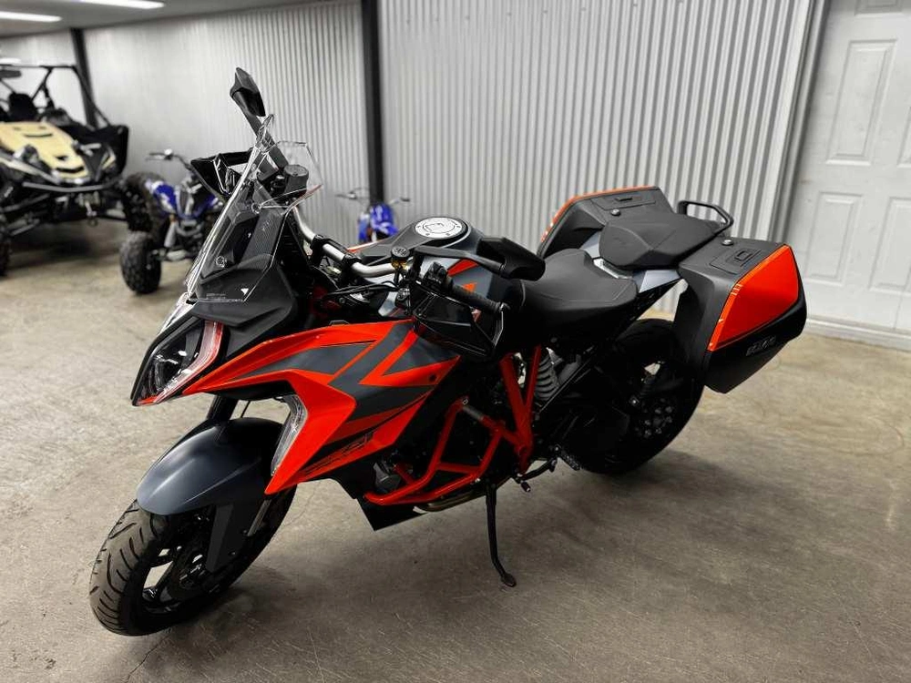 Ktm Super Duke Gt 2023 alt