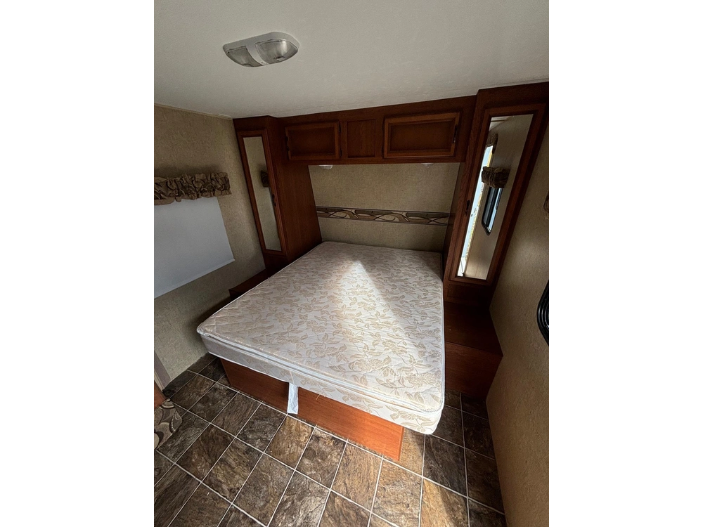 2013 Sportsmen Travel Trailer alt