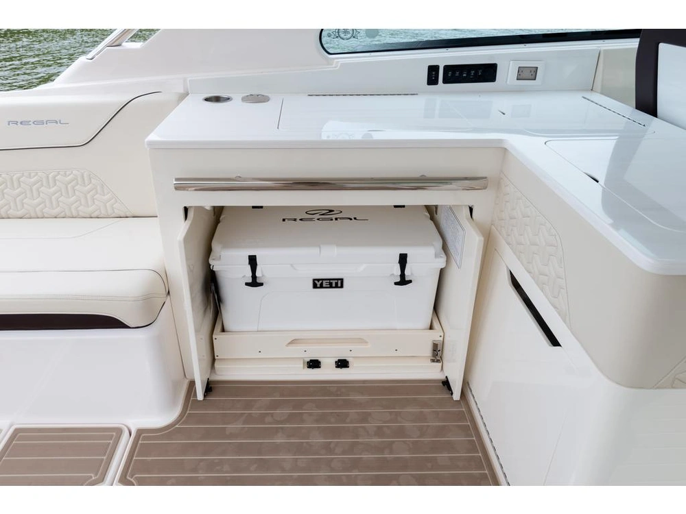 2026 Regal Lx 36 alt