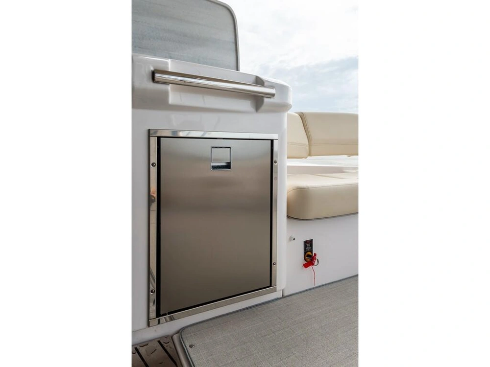 Regal 42 Fxo 2026 alt