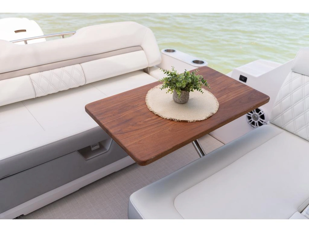 Regal 36 Grande Coupe 2026 alt