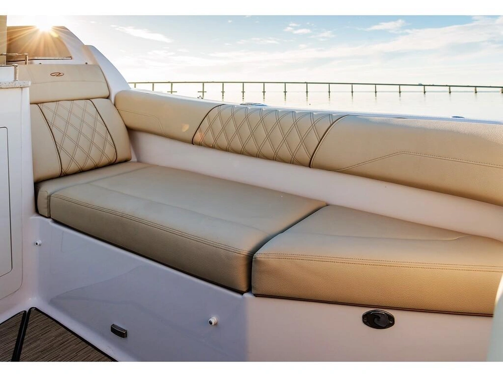 Regal Sav 33 2026 alt