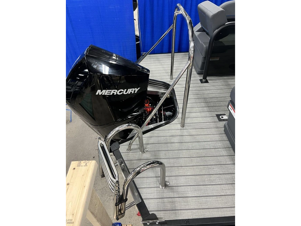 2025 Manitou Explore 22 Navigator W/ Trifold Bench + 250xl Merc & Trailer