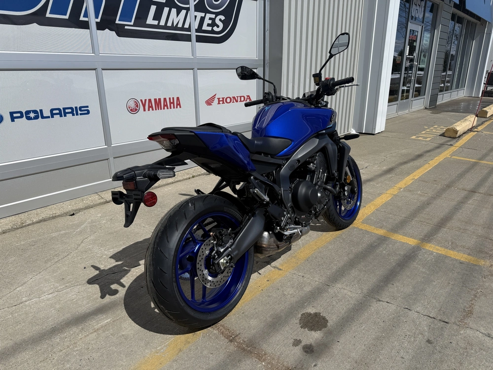 2025 Yamaha Mt-09 alt