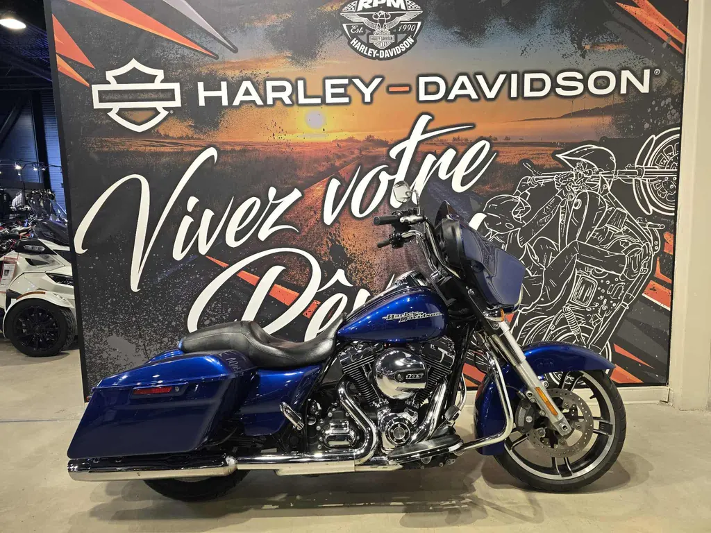 2015 Harley-Davidson flhx 103
