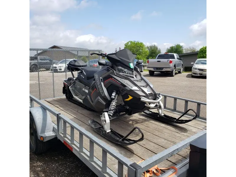 2019 Polaris 800 Switchback® Adventure 137 ES