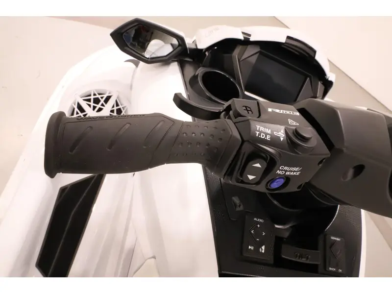 2025 Yamaha FX CRUISER SVHO W/AUDIO